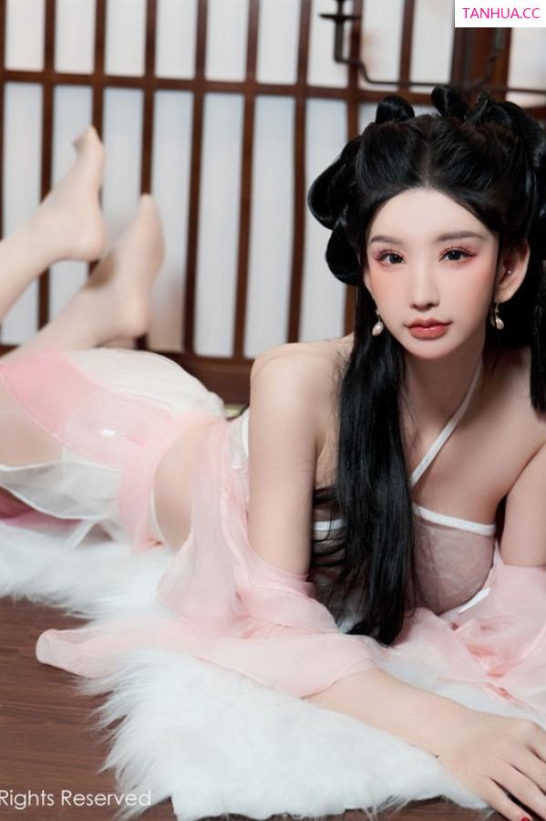 周于希dummy  [XiuRen]高清写真图 2023.02.03 No.6217 周于希Sally 古装美臀第35张图片